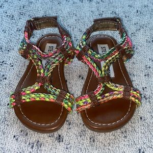 Steve Madden Girls Multi Color Strappy Sandals Size 6